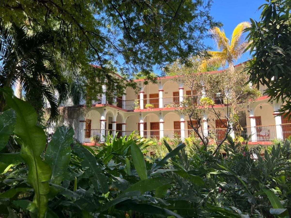 Hotel La Ceiba Чьяпа-де-Корсо Экстерьер фото